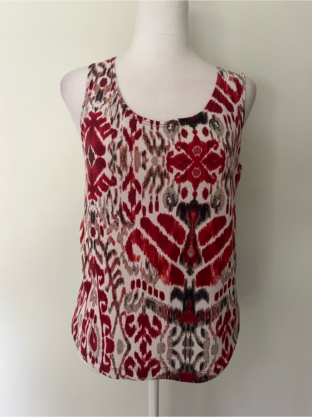 Chico's Red and Cream Printed Scoop Tank